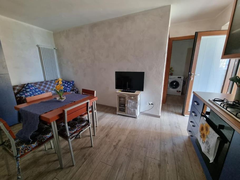 Casa Bat Appartement Mantello Buitenkant foto